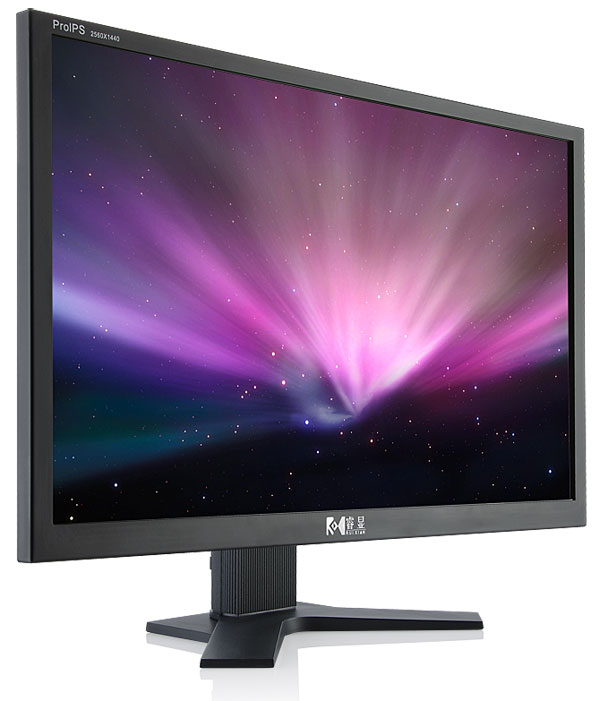 睿顯專業(yè)顯示器大角度拍攝，透視感強(qiáng)烈，適合做廣告形象主圖形，以及banner使用